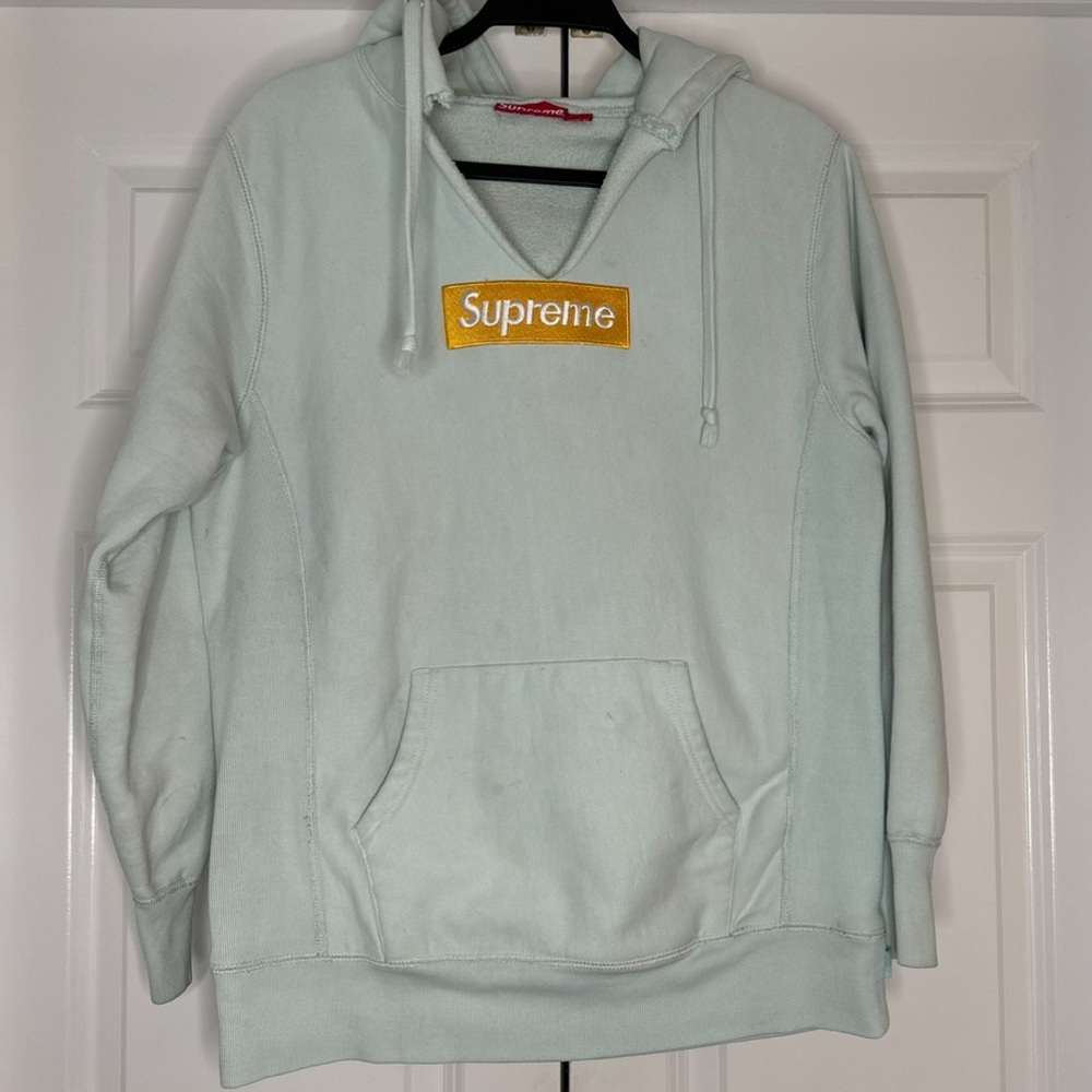 Supreme Men's Box Logo Hooded Sweatshirt